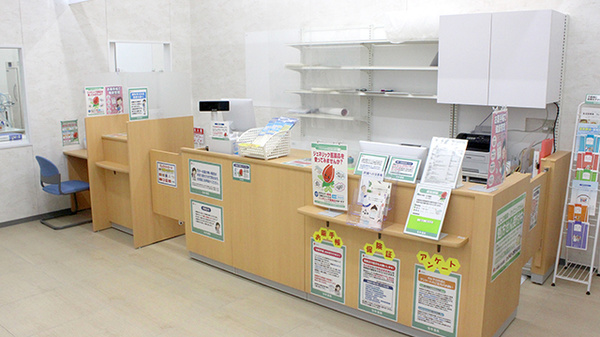 セキ薬局　東本郷店の受付/カウンター