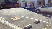 中央林間ファーマシーの駐車場