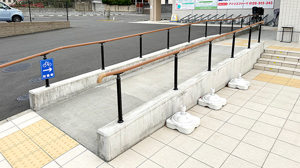 あけぼの薬局　神大寺店のバリアフリー設備