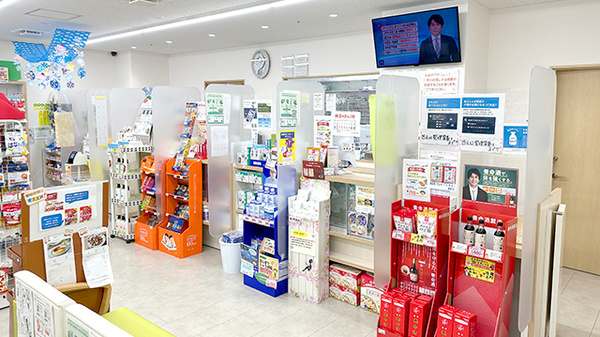 あけぼの薬局　神大寺店の受付/カウンター