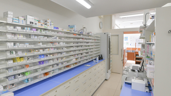 調剤薬局ツルハドラッグ手稲前田6条店の調剤室
