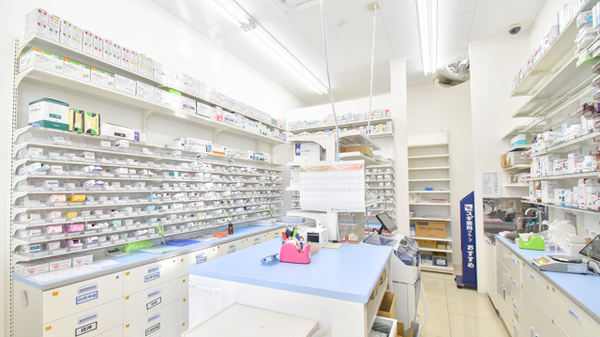 スギ薬局 八尾福万寺店の調剤室