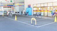 スギ薬局 板橋店の駐輪場