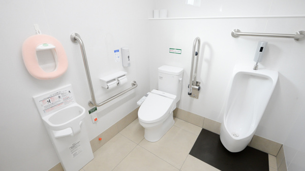 スギ薬局 内山店のお手洗い