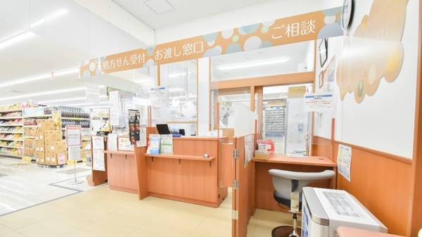 調剤薬局ツルハドラッグ盛岡盛南店の受付/カウンター