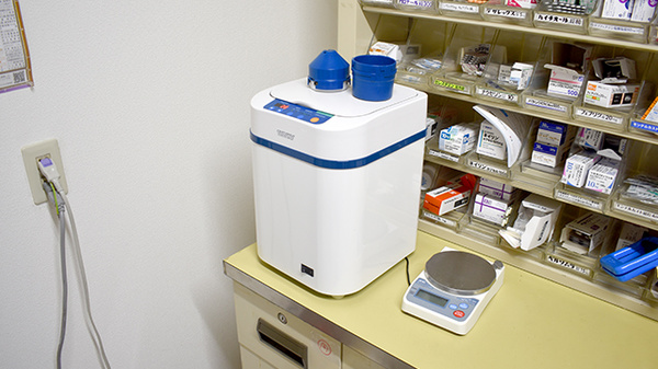 一之江中央薬局の調剤器具