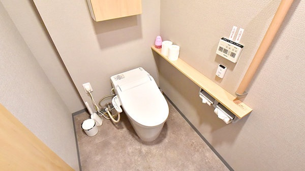 すわ調剤薬局 豊町店のお手洗い