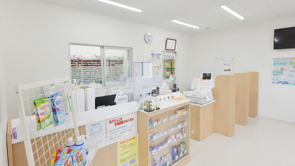 V・drug　養老押越薬局の受付/カウンター