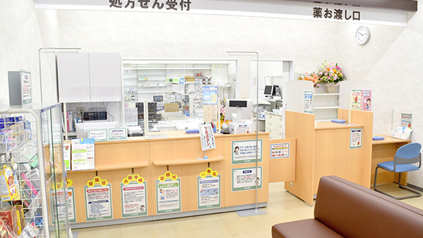 セキ薬局　春日部大沼店の受付/カウンター