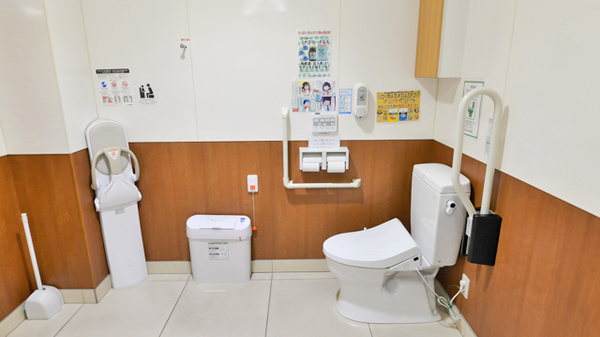 レデイ薬局大新田店のお手洗い