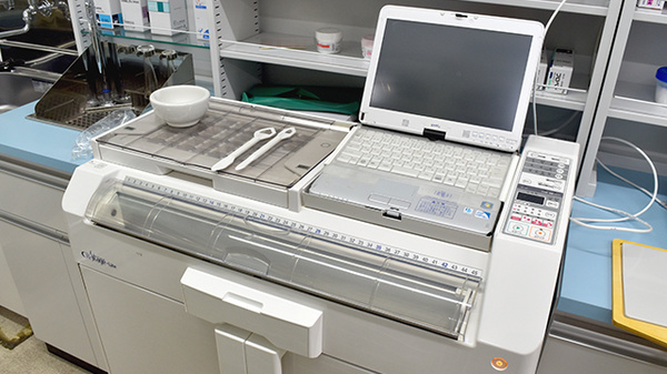 ドラッグセイムス原町薬局の調剤器具