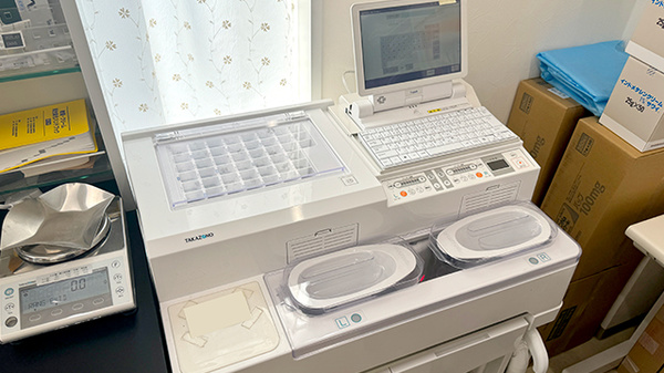 元八事薬局の調剤器具