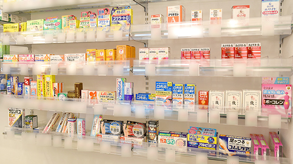 ココカラファイン薬局JR京都駅店の一般医薬品