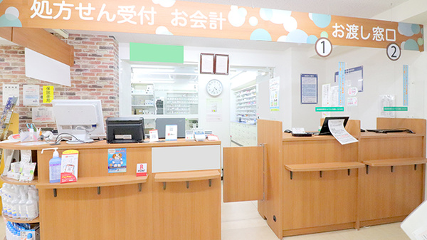 薬局くすりの福太郎　東陽町3丁目店の受付/カウンター
