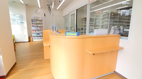 セイムス久我山駅前薬局の受付/カウンター