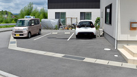 かえで薬局の駐車場