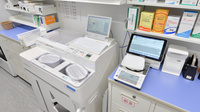 レデイ薬局椿店の調剤器具