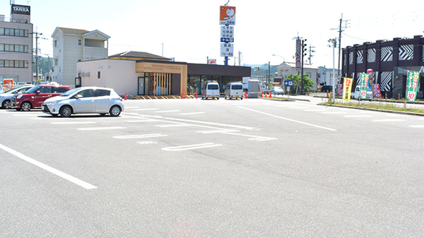駐車場