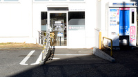 クリエイト薬局藤沢善行店の入口