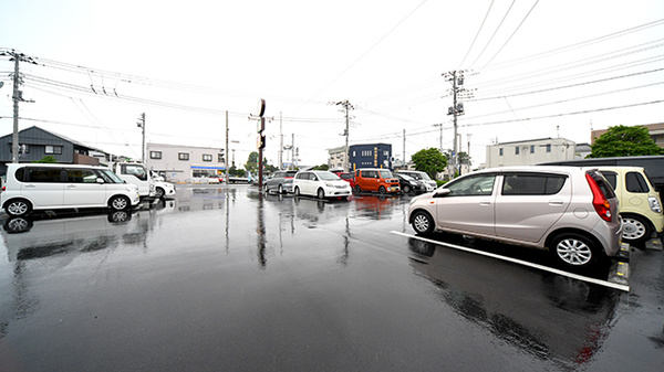 スギ薬局　川口西新井宿店の駐車場