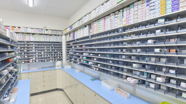スギ薬局　野々市堀内店の調剤室