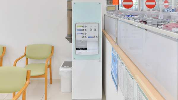 スギ薬局　高岡中央店のフリーサービス