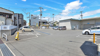 スギ薬局　長瀬駅前調剤店の駐車場