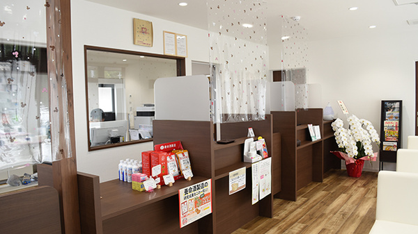 ハートフル薬局　須玉店の受付/カウンター