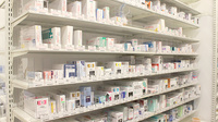 薬樹薬局　ライフ溝口店の薬棚