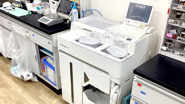 水戸薬局ハーブ店の調剤器具