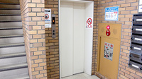 あじさい薬局のエレベーター