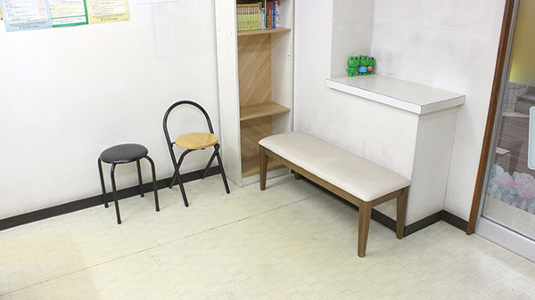 あじさい薬局の待合スペース