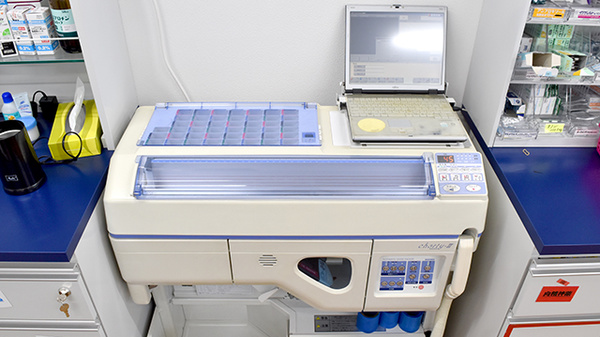 とみざわ薬局市原店の調剤器具