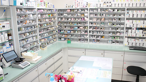 池田薬局 岩城店の調剤室