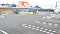 ユタカ薬局　真野の駐車場