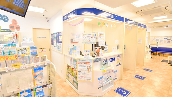 クオール薬局新丸子店の受付/カウンター