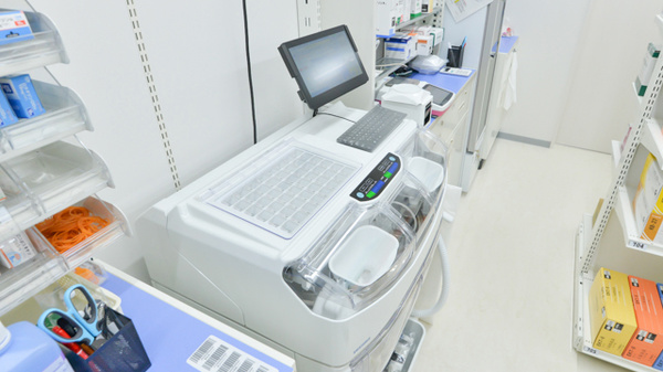 調剤薬局ツルハドラッグ大阪市大病院前店の調剤器具