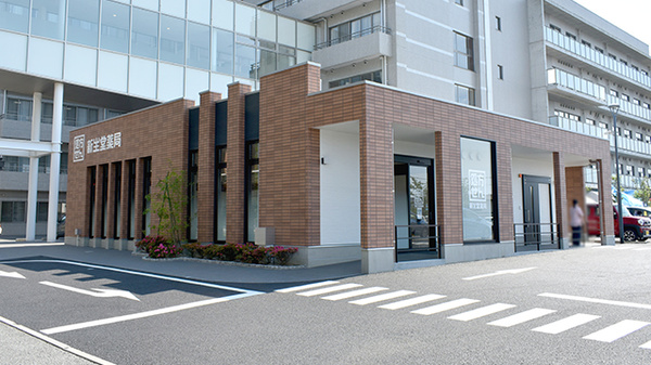 新生堂薬局　篠栗病院前店の外観