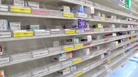 マルエ薬局榛東店の薬棚