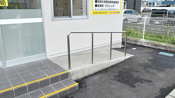 コスモス調剤薬局　開成店のバリアフリー設備