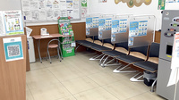 調剤薬局ツルハドラッグ紫波南店の待合スペース