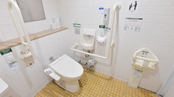 スギ薬局　あかしあ台店のお手洗い