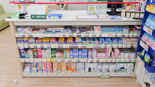 スギ薬局　三宮店の一般医薬品