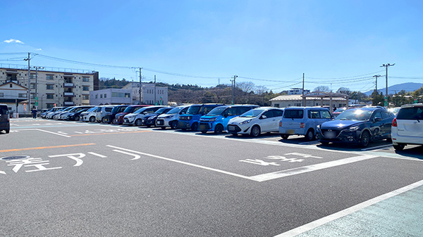 くすりのマルト 調剤薬局　平尼子店の駐車場