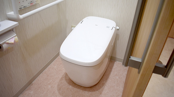 ゆずりは薬局西奈良中央病院前のお手洗い