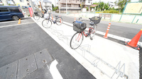 薬局くすりの福太郎　宮久保4丁目店の駐輪場