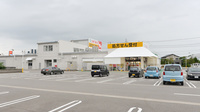 スギ薬局　赤江店の駐車場