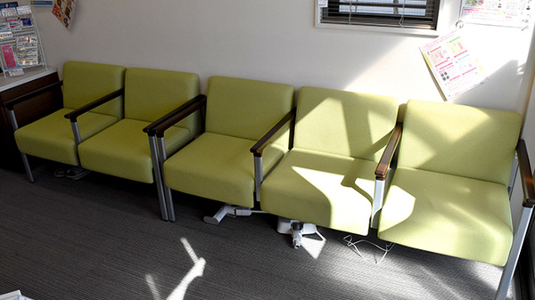 サンケア薬局 盛岡インター店の待合スペース