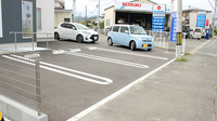 名取調剤薬局の駐車場