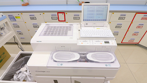 スギ薬局　桜ケ丘店の調剤器具